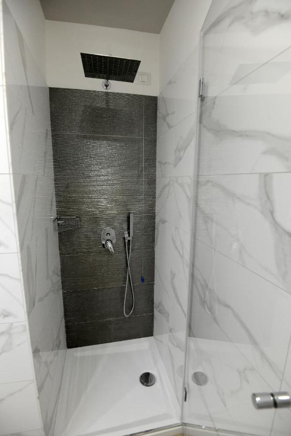 B&B La Dolce Vita Фонди Екстериор снимка
